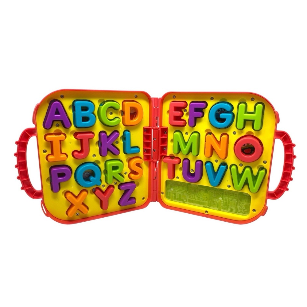 Sesame Street Elmo On The Go Letters Alphabet Learning Carry Case 2014 Hasbro - Picture 2 of 8
